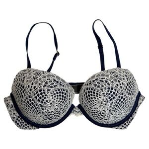 Victoria's Secret Very Sexy Push Up Lace Bra